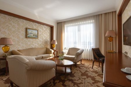 Люкс 2-местный 2-комнатный (SUITE)