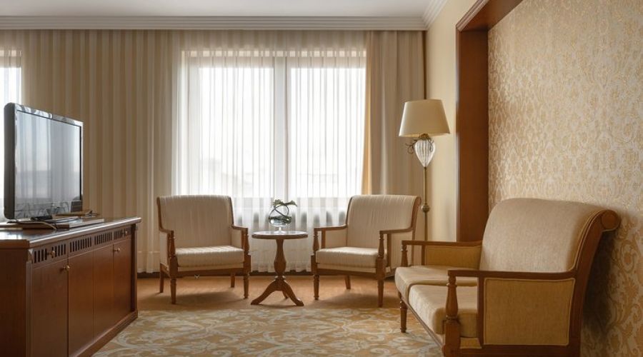 Полулюкс 2-местный (JUNIOR SUITE)